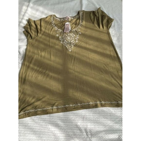 Women’s plus Size 1X blouse Philosophy olive Green embroidery on the front - Picture 5 of 12
